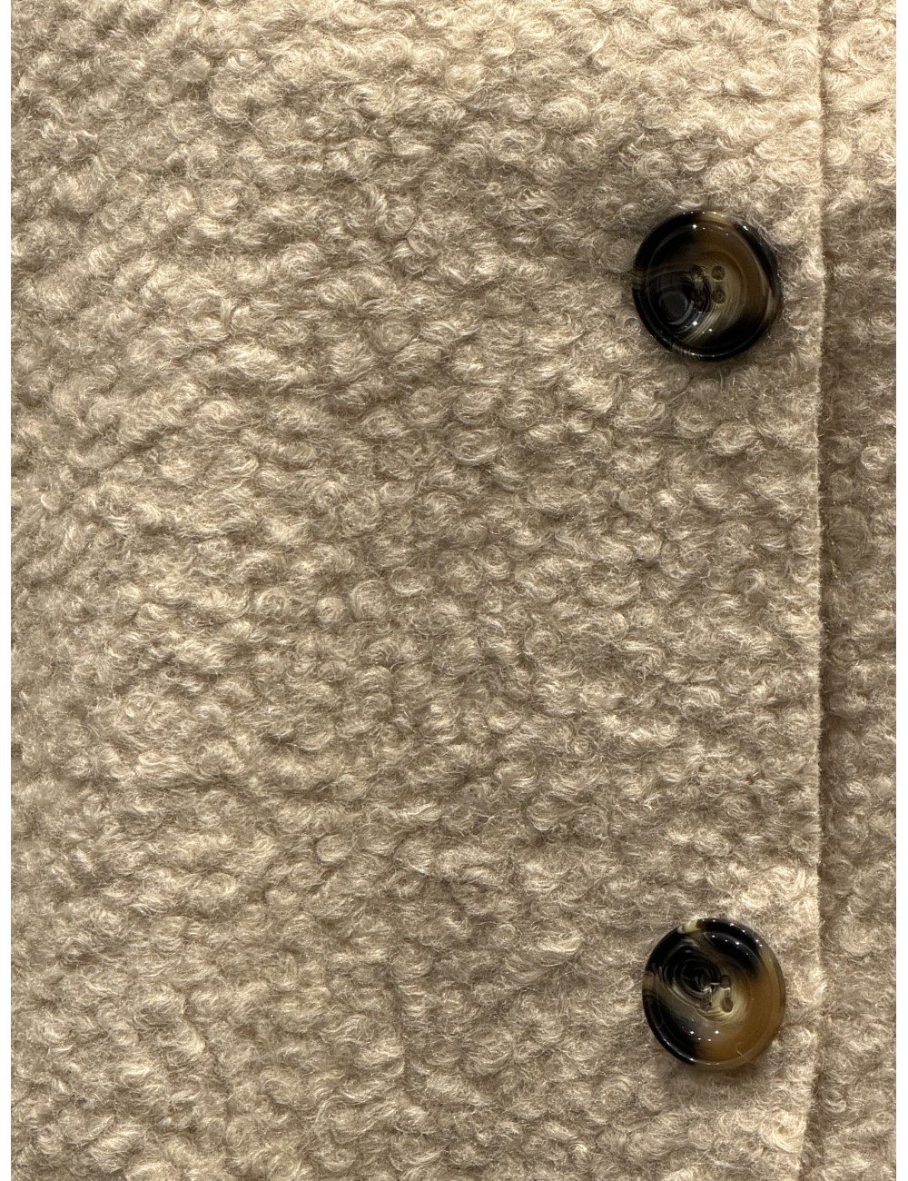 Cape femme à boutons,  Remise exceptionnelle | DestockEnLive.com